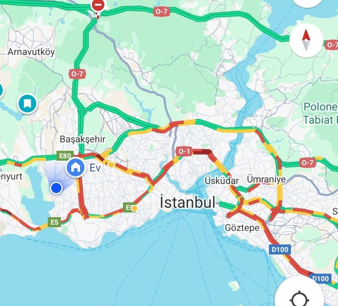 Hatlar gitti, ailesine ulaşamayan arabaya atlayıp eve uçuyor. Depo dolduralim diye benzinliklere yığılınmış semt içi sokaklar dahil trafik kilit. Yıkım bile olmayan fragmanı böyle

Silivri | #deprem | Beşik | Avcılar | #earthquake | Marmara | İstanbul