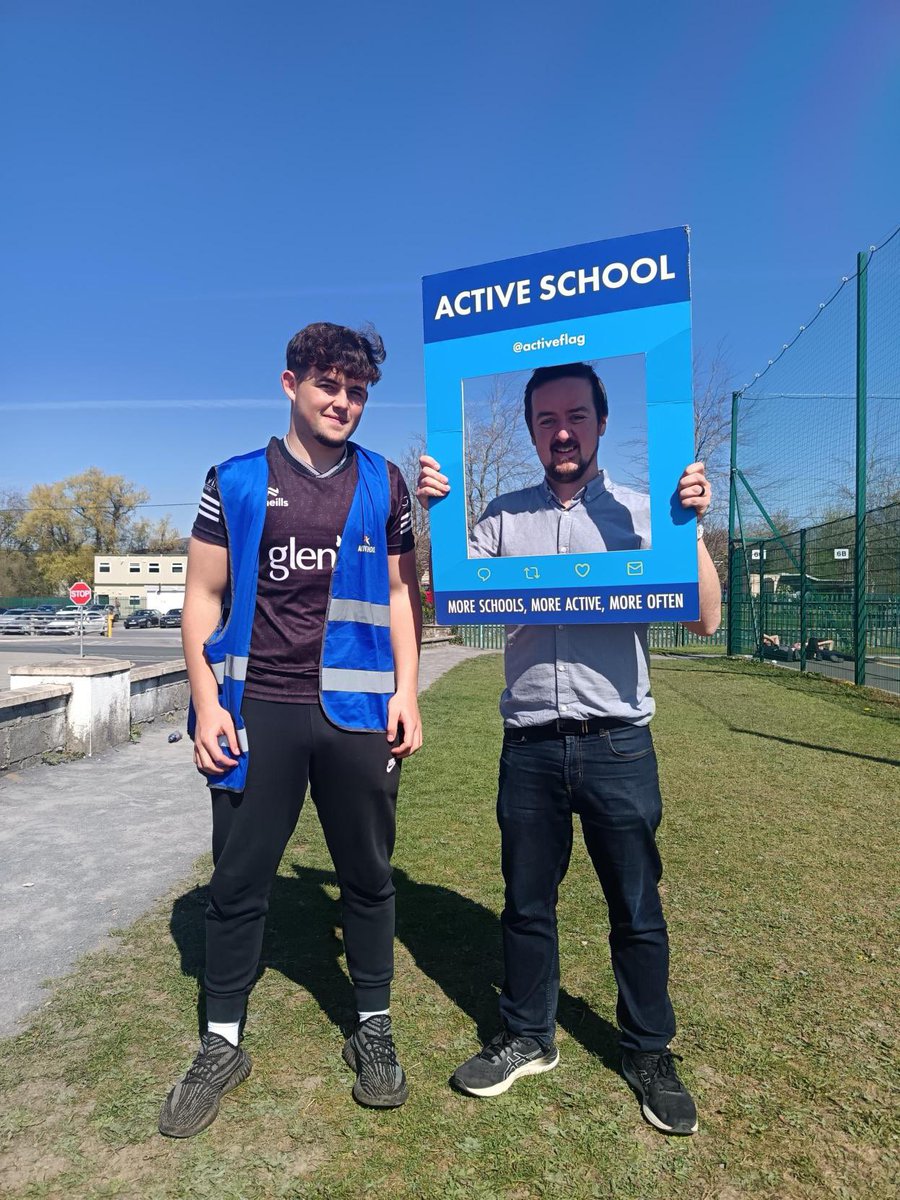 🥇Lunchtime Teacher Showdown!🥄👢  
Staff brought the heat for #ActiveWeek!  
🏆 Mr. Rickard nailed the Crossbar Challenge  
🥄 Ms. Delaney crushed the Egg &amp; Spoon  
👢 Mr. Dunning's Welly Throw = legendary  
Great fun, fierce competition &amp; top vibes! 💪👏 #ActiveSchoolFlag