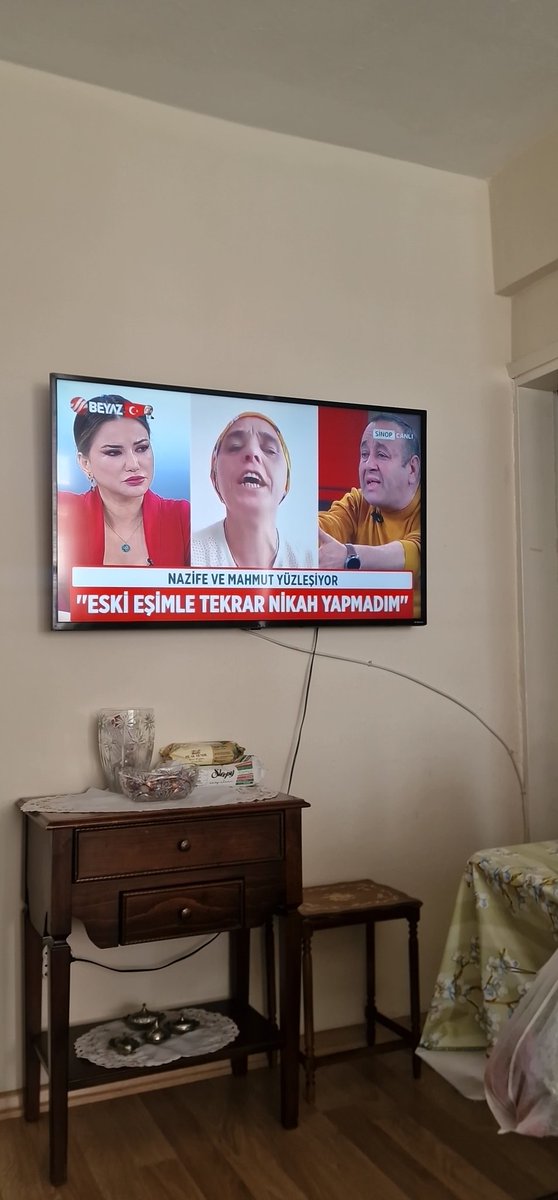 Gamsızlıkta <a href="/beyaztv/">BEYAZ TV</a> gibi ol.
#deprem