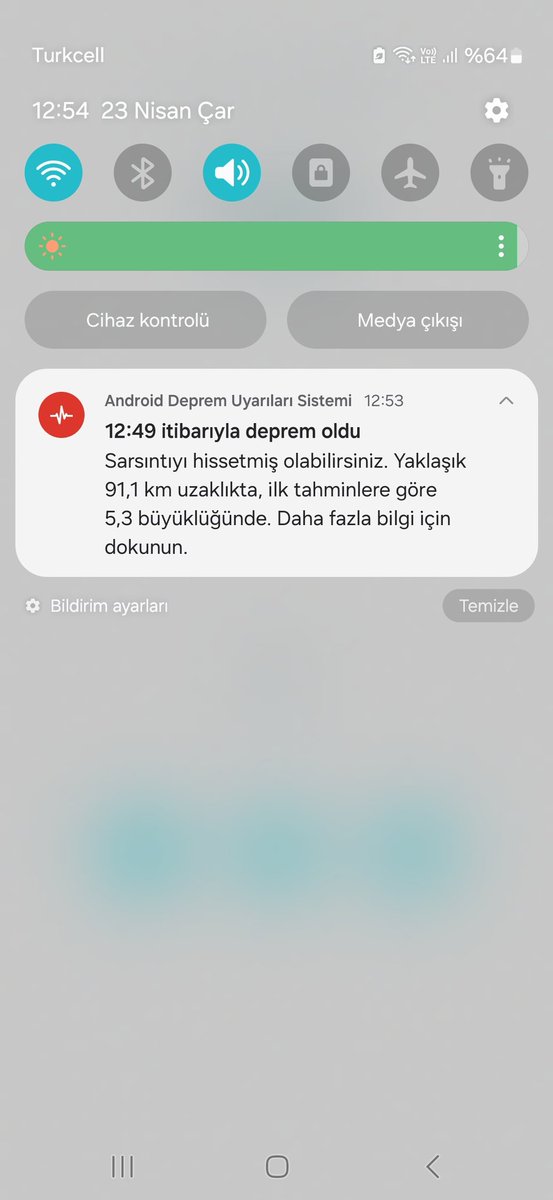ysmnctn's tweet photo. 91 km uzaklıktaki depremi bile bu şiddette hissedip yüreğimiz ağzımıza geldiyse direkt merkezinde yaşayanlar nasıl acaba? 😢

#deprem https://t.co/f2HZr1K6gZ