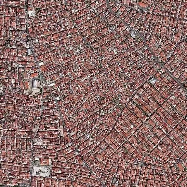 Kanal İstanbul denilen ucube projeye milyar dolar yatırıp Araplara peşkeş çekeceğinize kentsel dönüşüme yatırım yapsanız da insanlar şu tabut gibi şehirlerden kurtulsa

#deprem Avcılar yıkım Sakarya Naci Görür Kandilli Tekirdağ