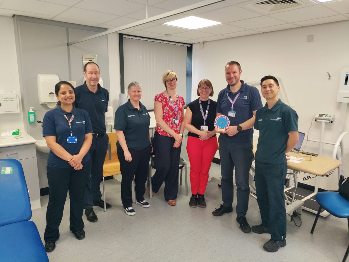 ‘Gold award’ for MSK team followed by clinical quality assurance team visit ✨💫👏 <a href="/mcrlco/">Manchester Local Care Organisation</a> <a href="/MFT_CSSAHPs/">AHP's at MFT</a> <a href="/MFTnhs/">MFT NHS</a> <a href="/MSK_MFT/">Musculoskeletal_MFT</a>