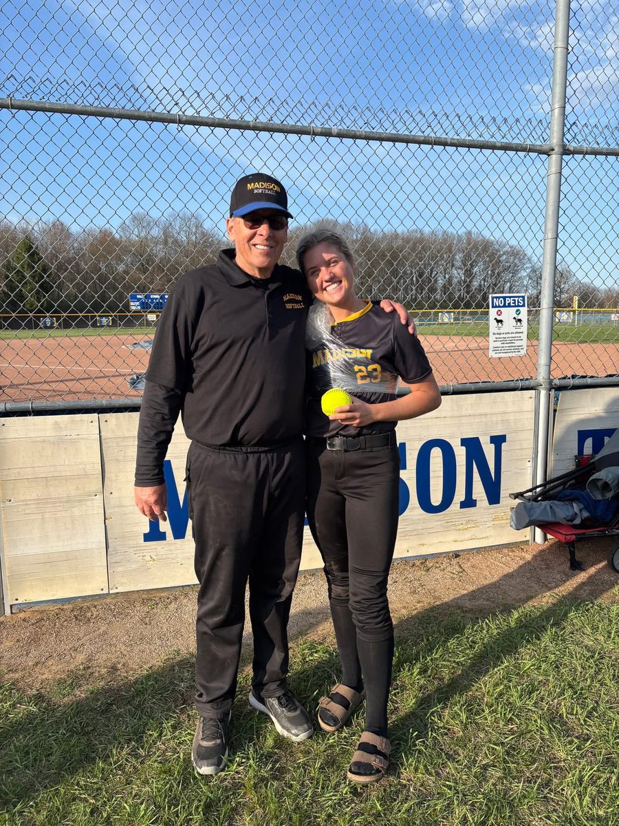 MadisonTrojan's tweet photo. Camylie Sower achieved her 200th strikeout last night in the Hillsdale game .

Congrats !!! https://t.co/GrN3o2GZ08