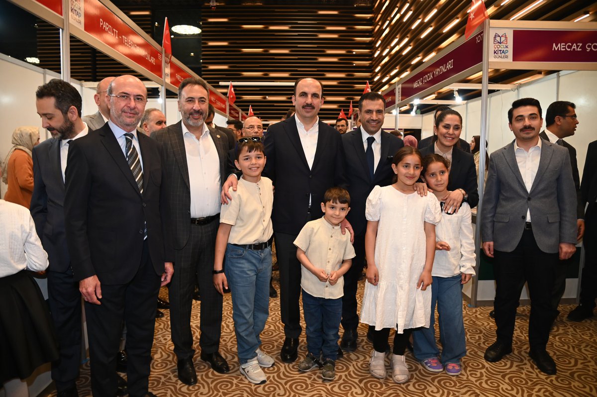 Konya Büyükşehir Belediyemizin düzenlediği Çocuk Kitap Günleri’ni; AK Parti Genel Başkan Yardımcımız, Çevre ve Şehircilik Politikaları Başkanımız Sevilay Tuncer, AK Parti Konya İl Başkanımız Fatih Özgökçen ve Milletvekilimiz Mustafa Hakan Özer ile birlikte ziyaret ettik. 

23