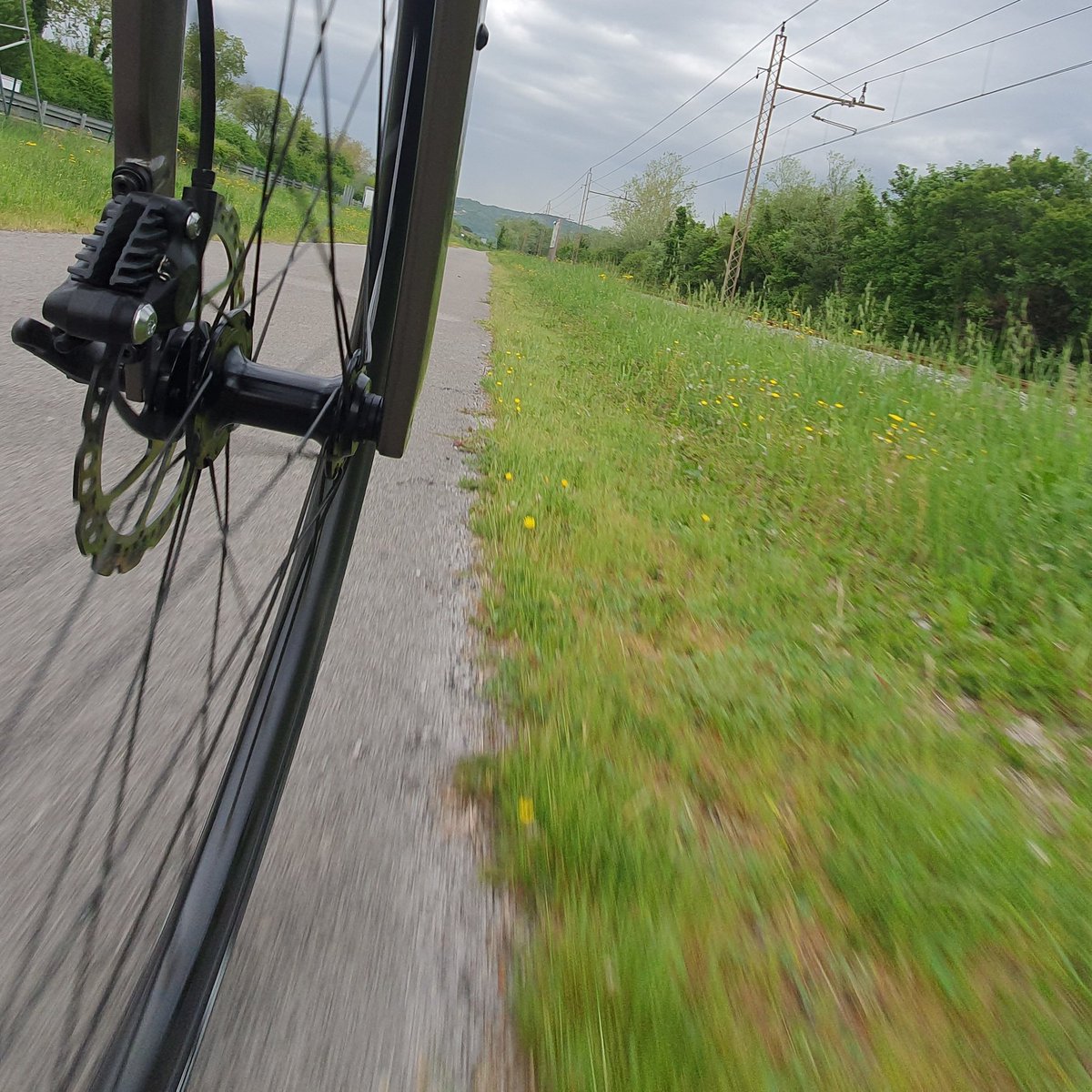 IgorB090371's tweet photo. #cyclingWednesday ⛅️🚴♂️💪....zjutraj😜 https://t.co/tdJ4UKW6QA
