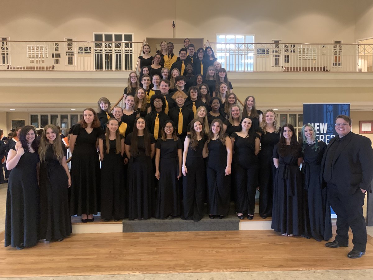 Congratulations to the Central Magnet School Choirs.  Show Choir and Varsity Choir both received a Superior rating at the TN ACDA State Choral Performance Assessment.