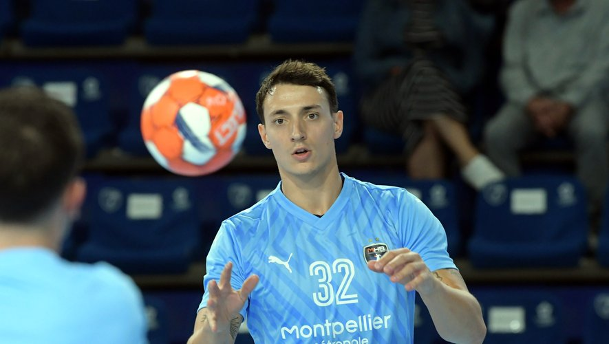 Hen_Livgot's tweet photo. 🚨 Season Over for Yanis Lenne! 🚨
Montpellier’s star right winger has undergone successful Achilles surgery after a serious injury vs Chambéry. A tragic end to his time at MHB before his move to 🇭🇺 Veszprém next season. 💔
#Handball #MHB #YanisLenne https://t.co/oVor8kSdB1