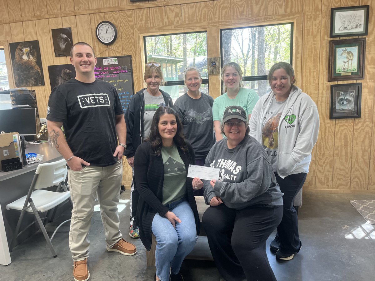 RedCrownCU's tweet image. Eleven amazing Red Crown team members came together to donate $1,100 to Wild Heart Ranch, shining a light on their incredible work rescuing and rehabilitating wild animals in need. 🐾❤️

Visit 4thewild.org to see how you can support their mission!
#RedCrown