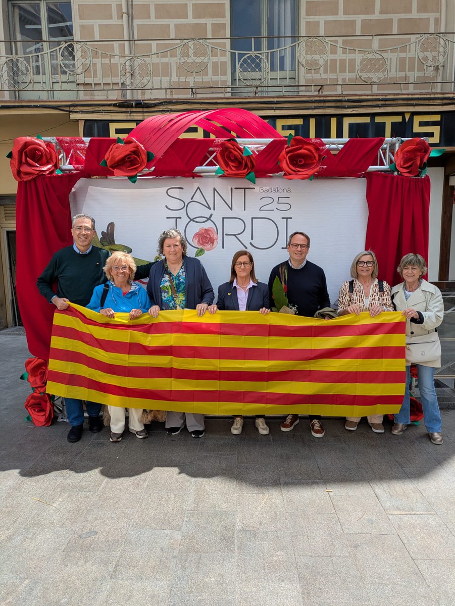 Molt Badalonisme, però la senyera ni per Sant Jordi...

No pateixi, Albiol, on vosté no vol arribar hi arriba Junts per Badalona!