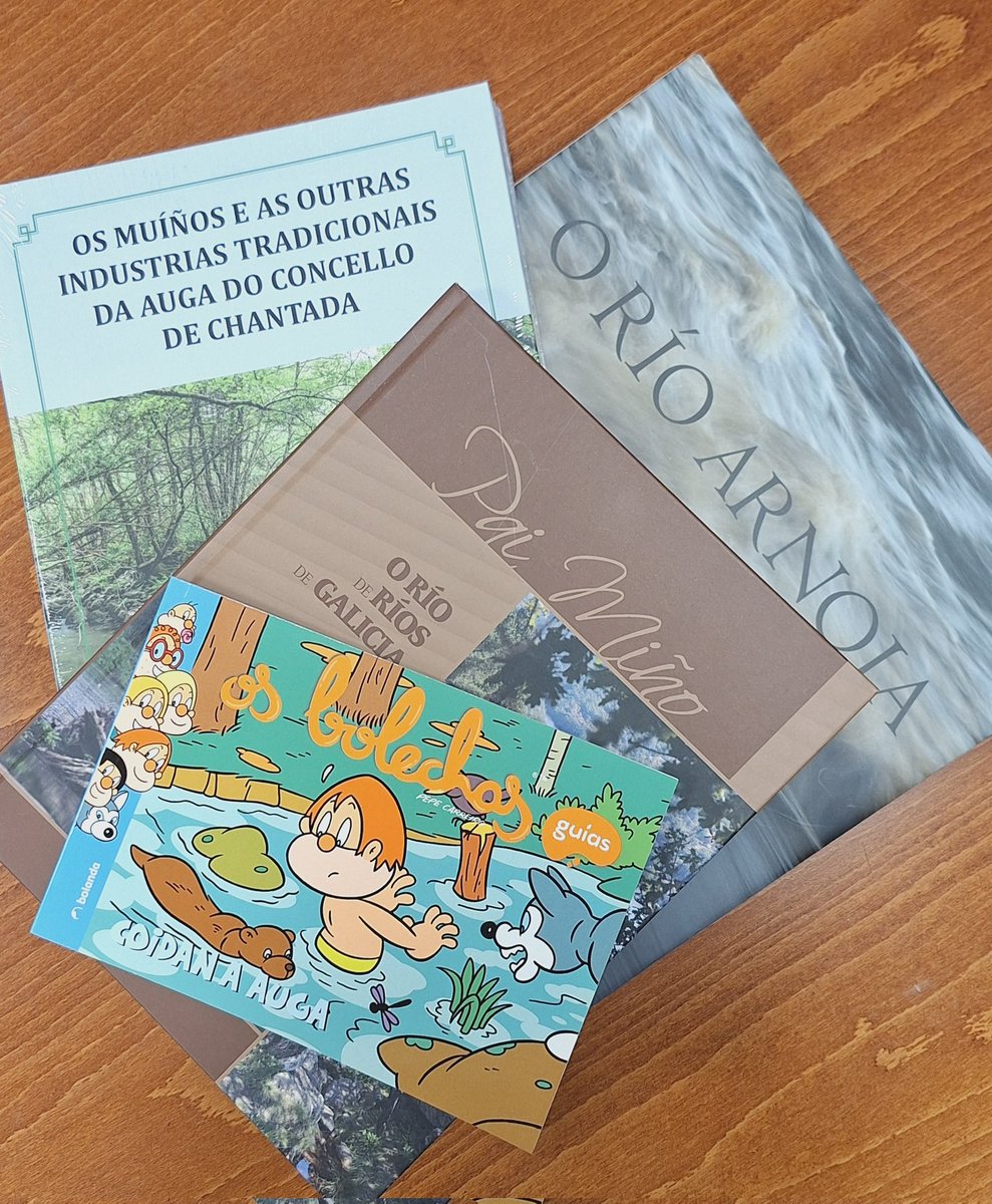 CH_MS's tweet photo. 📚Lectura  en entornos fluviales🏞
 👉 un buen plan!

Feliz Día Internacional del LIBRO 📖

@mitecogob
@JAQuiroga2 https://t.co/gArAc3Wpdv