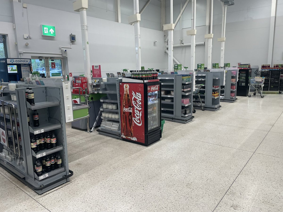 In Rugby <a href="/asda/">Asda</a> and shockingly there is one staffed till open.

One.

I hate using self service tills - why is it acceptable to just have one open? I don’t want a machine to keep telling me the item does not scan and that it’s the wrong weight 😩 

<a href="/AsdaServiceTeam/">Asda Service Team</a>