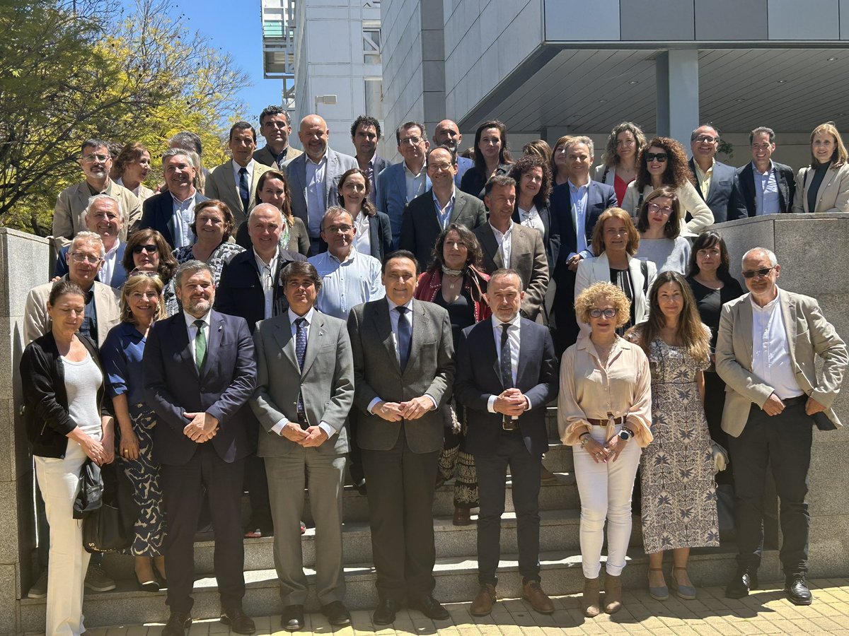 FAECTA_'s tweet photo. 📣El #PCTCartuja acoge el Encuentro del Ecosistema de Emprendimiento Andaluz.

Un espacio donde convergen ideas, #innovación y el compromiso de quienes creen en el poder de transformar desde Andalucía.

@GoVillamandos @UniversidadAnd @Rherrera25 @LuisPCT @daniescacena @aemprende https://t.co/8pTZlxsHKI