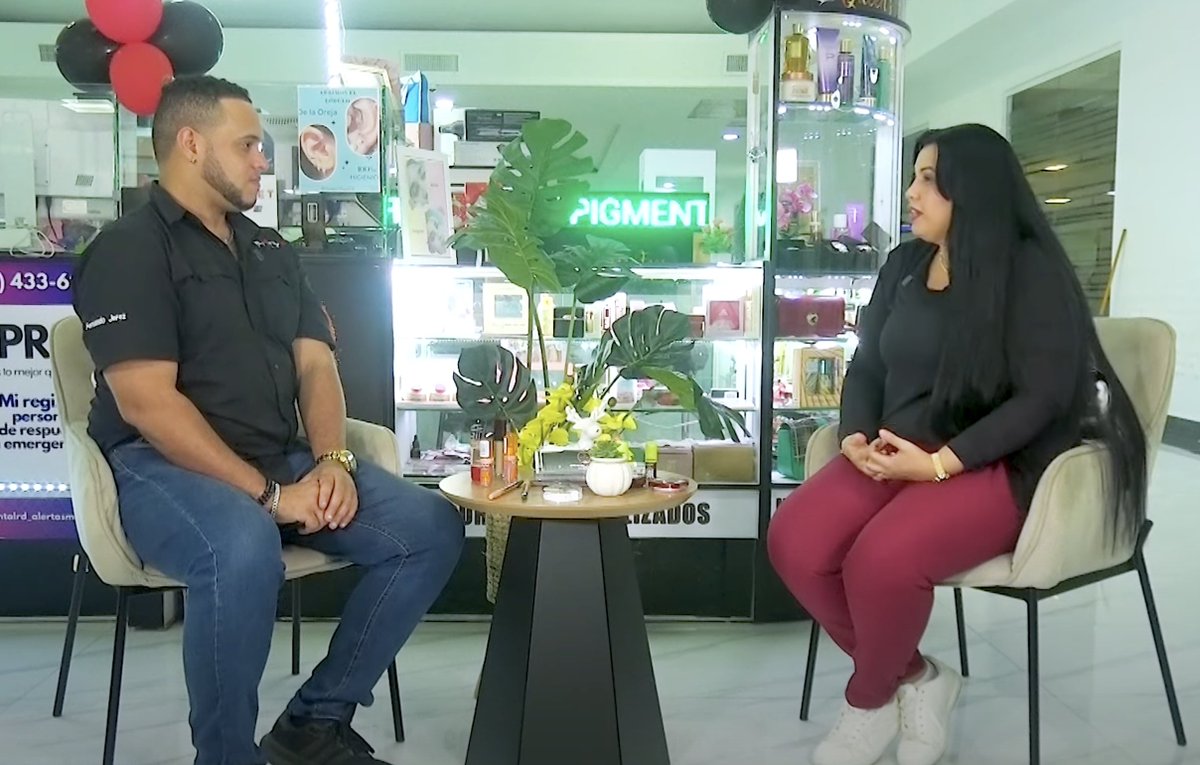 Honrado de ver a gente como <a href="/joseluisraveloc/">José Luis Ravelo C</a>, Fernando Jerez, <a href="/jcguilbe/">Juan Carlos Guilbe</a> y otros, hacer lo que 10 años atrás, <a href="/darcast/">Darwin Castillo</a> y yo hicimos con Inicia.do: mostrar un lado único de emprendedores latinos y dominicanos, en distintos sectores económicos. Aplausos👏👏