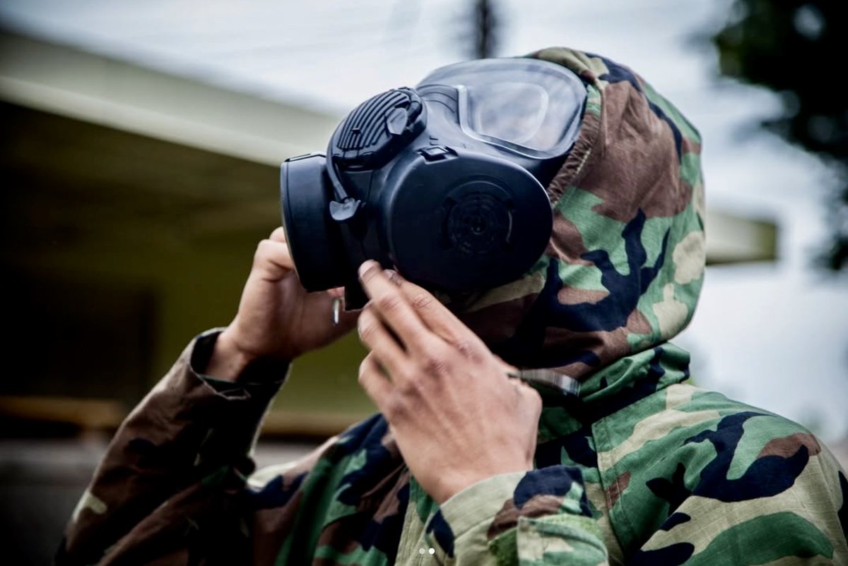 DID YOU KNOW - Avon Protection’s Vision Correction Assembly enables lenses to be fitted to 50 Series masks ranging from -8 to +10 diopters in power. Flexible design allows assembly to fold inside the #gasmask.⁣
⁣#AdvanceWithConfidence. ⁣
⁣⁣⁣
shop.avon-protection.com