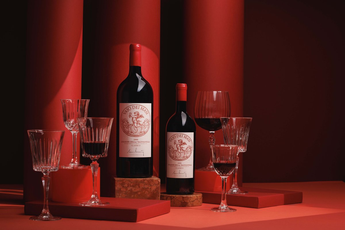 Experience the essence of Valpolicella at #TFWA Asia Pacific Exhibition &amp; Conference Singapore
Masi showcases its iconic wines, with a spotlight on Vajo dei Masi 1999: a timeless masterpiece preserved for 25 years.
🗓️May 11–15
📍Marina Bay Sands | Hall 2 – Stand F19 – Basement 2