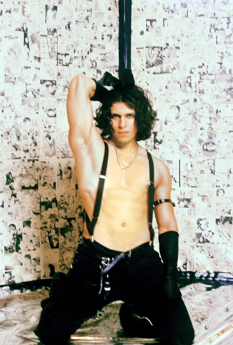 bunny boyうさぎ男(2024) 📸 with Porta 800 film