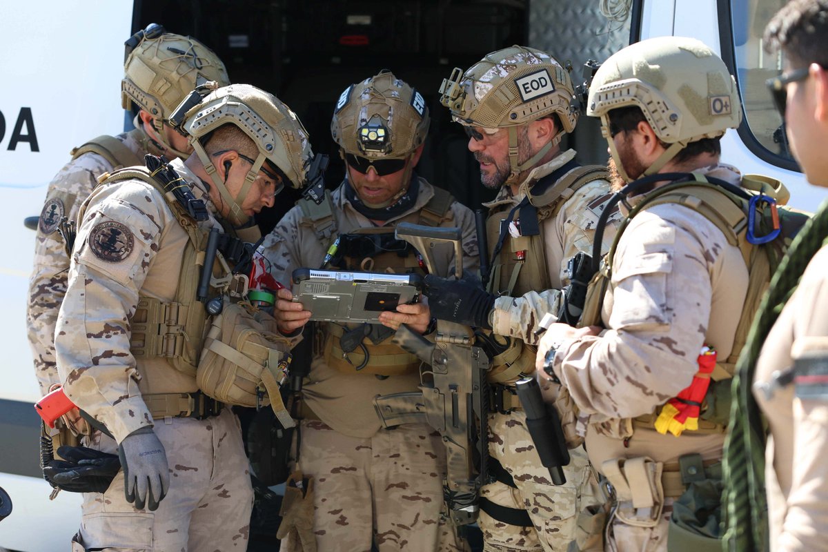 Naval Station Rota hosted Exercise MAGRE 25-1 with Explosive Ordnance Disposal Mobile Unit 8 (EODMU8) detachment Europe and Spanish Armada underwater mine countermeasure units.
Check out the full press release below:
dvidshub.net/news/495499/ex…