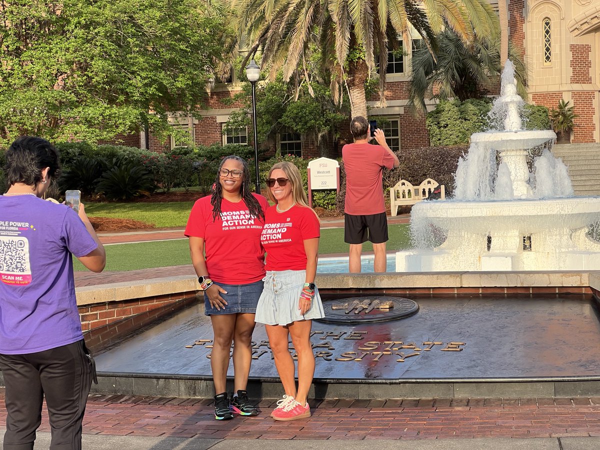 Before the march, demonstrators pose for the traditional FSU Westcott Fountain photo