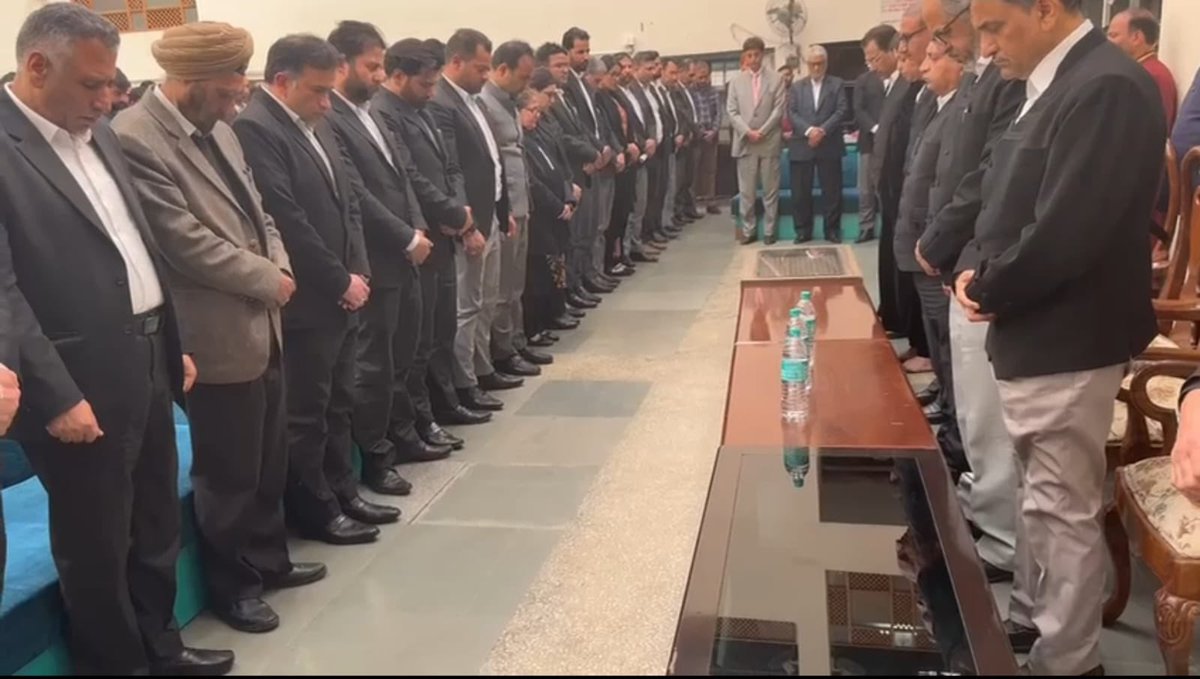 Shreehari Borikar (@shreeharib1) on Twitter photo Condolence meeting at High Court Srinagar comprising of Judges of the HonтАЩble High Court, Deputy Solicitor General of India Srinagar, AAG , CGCs, Government Advocate, Sr. Advocates practising in High Court Srinagar Members of Registry and staff.
<a href="/AdhivaktaP/">Akhil Bharatiya Adhivakta Parishad</a>
<a href="/ABVPVoice/">ABVP</a> Condolence meeting at High Court Srinagar comprising of Judges of the HonтАЩble High Court, Deputy Solicitor General of India Srinagar, AAG , CGCs, Government Advocate, Sr. Advocates practising in High Court Srinagar Members of Registry and staff.
<a href="/AdhivaktaP/">Akhil Bharatiya Adhivakta Parishad</a>
<a href="/ABVPVoice/">ABVP</a>