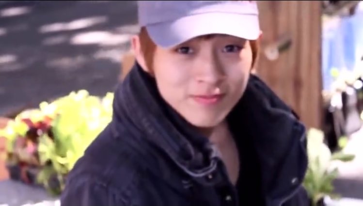 Dreambigtheory's tweet photo. The cuteness aggression I got !!!
Oh my goodness DABIIIIN-Ahhh 😭🧡🧡
#throwbacktime https://t.co/WLHe8NOEhj