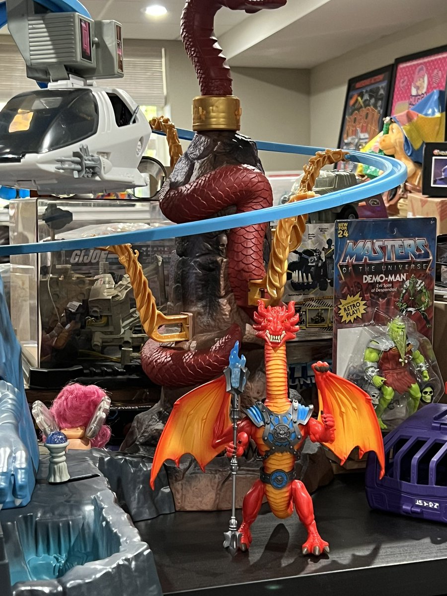 Toyhuntersholl2's tweet photo. Wanted to show how great the Legends of Dragonore Dragons go with Eternia! I took them downstairs &amp; was just gonna set them on the shelf and then I'm like... ok I really like this!! They're just right to go with Eternia!

 #motu #eternia #legendsofdragonore #80stoys #motuorigins https://t.co/7EU36LZI9t