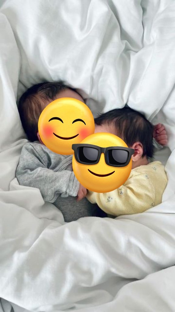 ㅤ
Waktunya menghilang bermain dengan 2 bayi lucu ini lagi. (Iya, gue udah jadi bapak sejak lebaran) nama anak gue Adul dan Fitri.

ㅤ