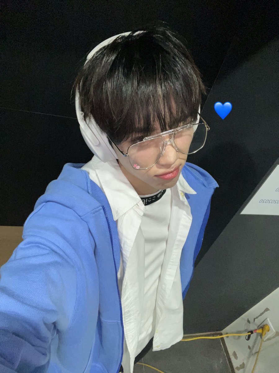 얼짱뽀-이 (๑•᎑<๑)ｰ☆