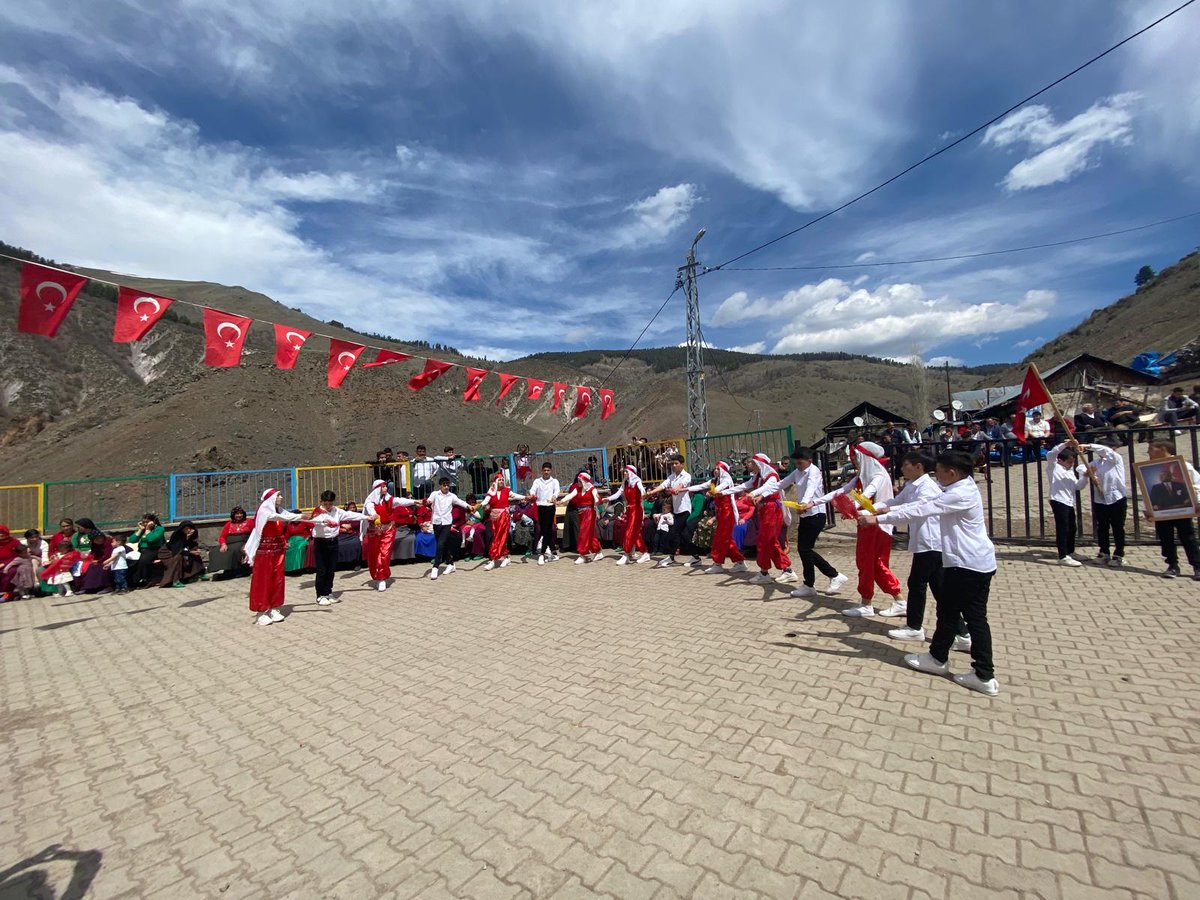 23 Nisan Ulusal Egemenlik ve Çocuk Bayramı Kutlu Olsun!🇹🇷🇹🇷🇹🇷
.
.
.
<a href="/MemSenkaya/">Şenkaya MEM</a> 
<a href="/Erzurum_Mem/">Erzurum İl Millî Eğitim Müdürlüğü</a>