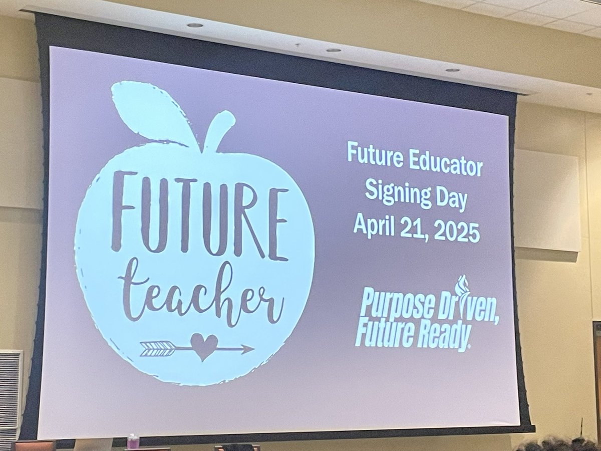 rvhs's tweet image. Blazer Future Teachers in action! Shoutout to Teacher Cadets Rachel Haas and Kennedy Johnson for leading the way, and Instructor Mr. Tinneny for guiding the next generation of educators. Proud of our pathway to teaching! 💜🩶
#FutureEducators #TeacherCadets #BlazerPride…