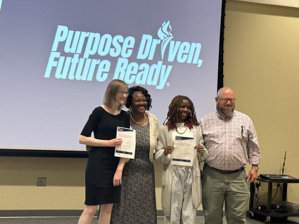 rvhs's tweet image. Blazer Future Teachers in action! Shoutout to Teacher Cadets Rachel Haas and Kennedy Johnson for leading the way, and Instructor Mr. Tinneny for guiding the next generation of educators. Proud of our pathway to teaching! 💜🩶
#FutureEducators #TeacherCadets #BlazerPride…