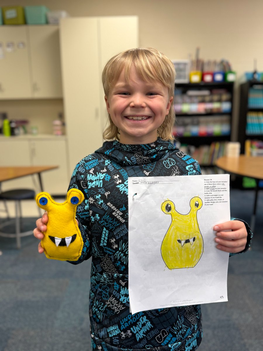 awgenerals's tweet photo. STUDENT SPOTLIGHT:
Makenna Rinehart, @awlshs senior & FCCLA member, turned her love of sewing into a collaborative projectโteaching teens to sew plush monsters inspired by 2nd grade drawings. ๐งตโค๏ธ ๐ค
Read more: https://t.co/pqZmQN4QjJ #FCCLA #StudentLeadership #AWGenerals https://t.co/s0bHBtgdEN