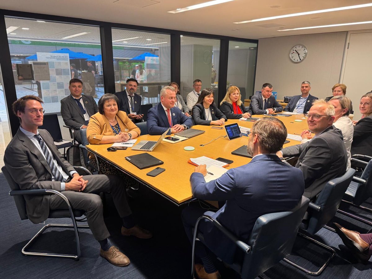 #IMF and #WBG #SpringMeetings have started with excellent discussions with Jeroen Clicq (ED for Moldova), with Alfred Kammer (Dir European dept), and senior IMF officials. We discussed Moldova’s macro outlook, EUreforms, the 2025 FSAP &amp; the path to a modern financial system.