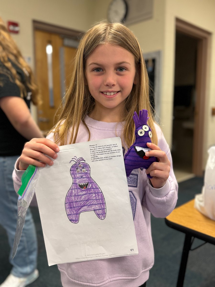 awgenerals's tweet photo. STUDENT SPOTLIGHT:
Makenna Rinehart, @awlshs senior & FCCLA member, turned her love of sewing into a collaborative projectโteaching teens to sew plush monsters inspired by 2nd grade drawings. ๐งตโค๏ธ ๐ค
Read more: https://t.co/pqZmQN4QjJ #FCCLA #StudentLeadership #AWGenerals https://t.co/s0bHBtgdEN