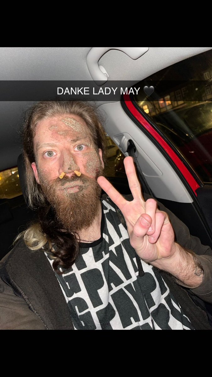 Gestern wurde <a href="/Losersau_Marvin/">꧁🅛 🅞 $ 🅔 🅡 𝕄𝕒𝕣𝕧𝕚𝕟꧂</a> mal wieder sein Platz in der Rangliste gezeigt 😈 Soll ich die Videos posten wie die dumme Sau fertig gemacht wurde 😂 •Findom•Femdom•Goddess•Slave•feet•sub•