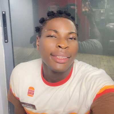 OLO71S's tweet photo. #NewProfilePic https://t.co/SDShJ5VrmT
