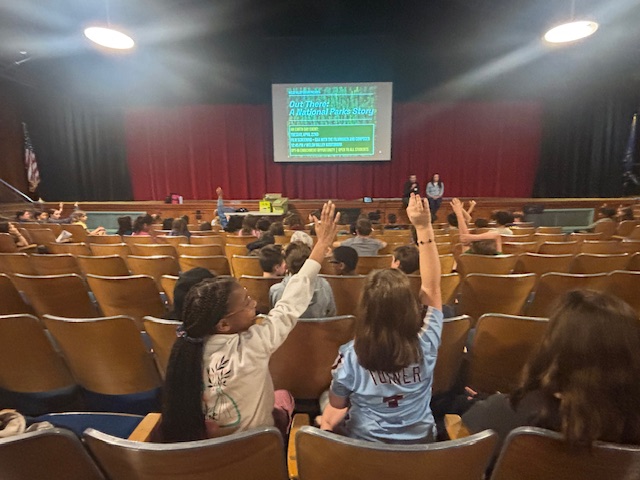 WVMSDragons's tweet image. 🌍 In celebration of #EarthDay, WV Ss experienced a powerful screening of Out There: A National Parks Story-a breathtaking tribute to America’s national parks. Afterward, they joined an inspiring Q&amp;amp;A w/ filmmaker Brendan Hall &amp;amp; composer (and LMSD alum!) Elizabeth PW. 📽️ #LMSD