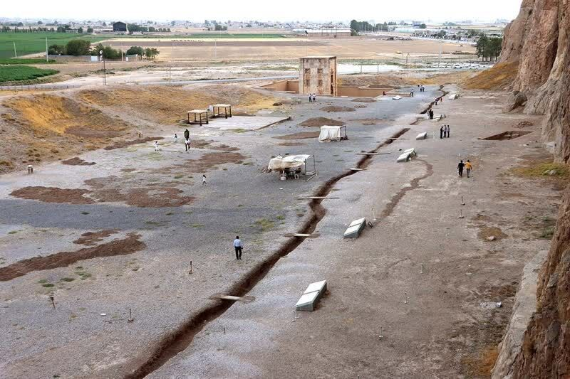hamidzare71's tweet photo. @UNESCO, urgent help needed!
Naghsh-e-Rostam in Fars, Iran, is at risk due to weather and neglect
report:https://t.co/be8QAKcDaq https://t.co/0sZIkgEwo1