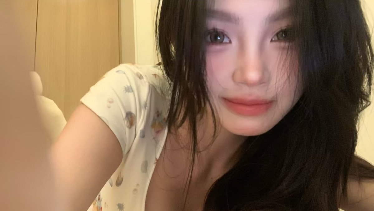 ๐ด๐ฆ๐ญ๐ฆ๐ฏ๐ฆ ๐ฌ๐ข๐ช๐ญ๐ข๐ด๐ฉ tweet media