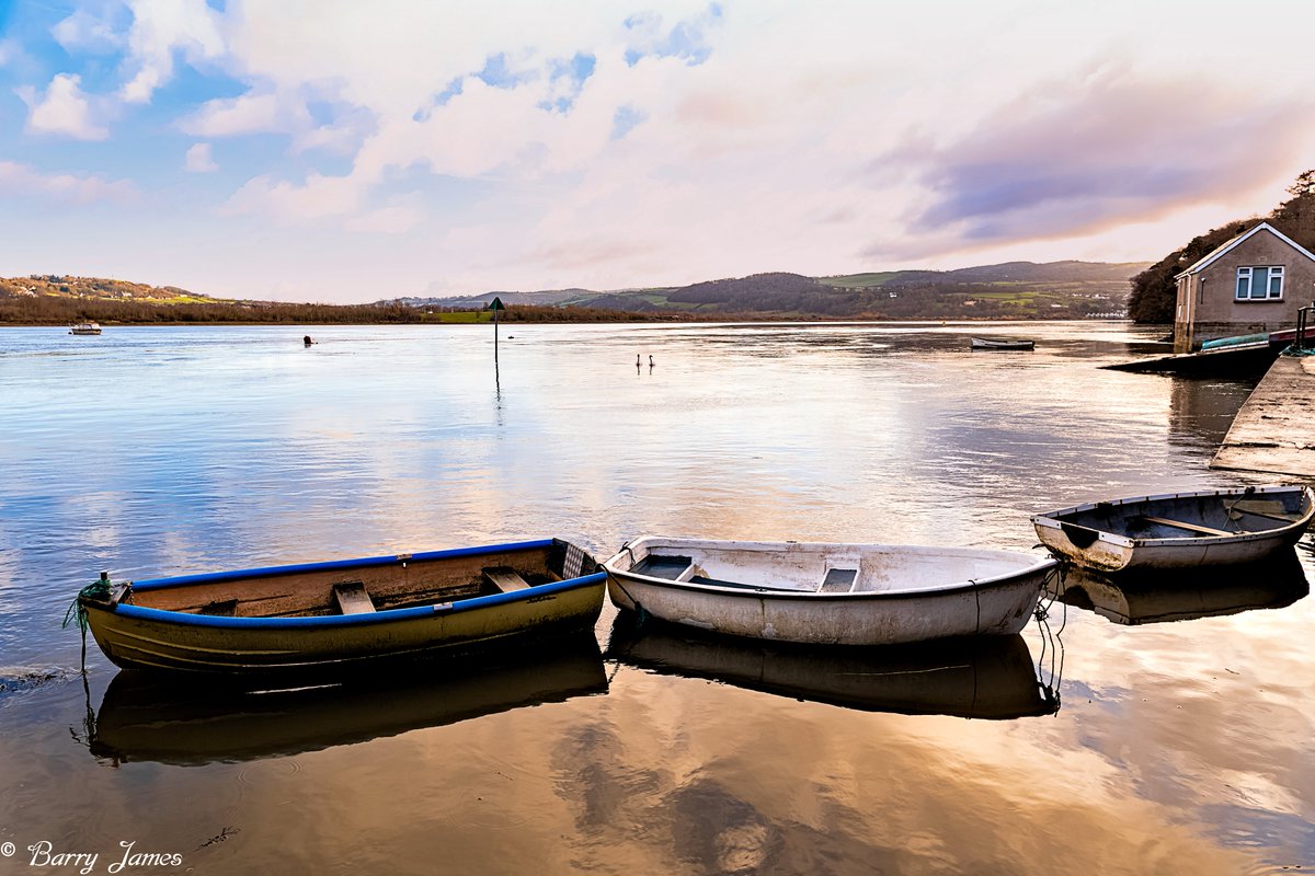 BJRoberts's tweet photo. An April early morning view across a slow moving Afon Conwy, from the Benarth Hall Road in Medieval Conwy. @Ruth_ITV @NWalesSocial @WalesCoastPath @northwaleslive @OurWelshLife @northwalescom @AllThingsCymru #Conwy #SlowMoving #AfonConwy #BenarthHallRoad #AprilEarlyMorning #Wales https://t.co/smbLbOKENw