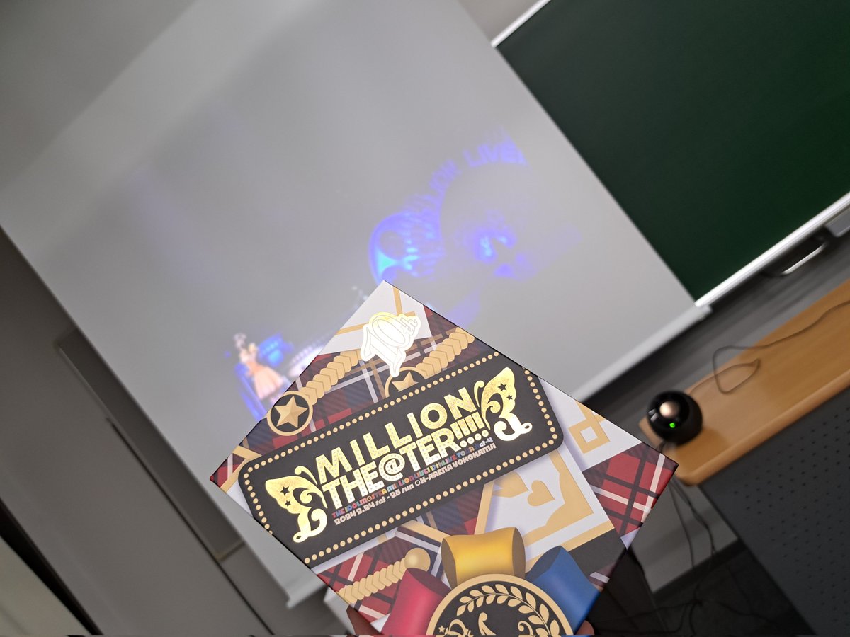 今日の活動では、ミリオンライブ10thライブツアー Act-4を観賞しました！