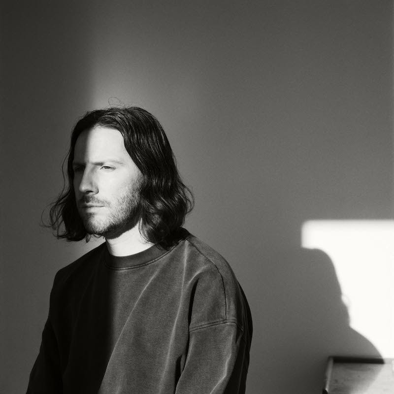 CLASH (@clashmagazine) on Twitter photo .<a href="/rivalconsoles/">Rival Consoles</a> shares beautiful new single 'Known Shape' - out now on <a href="/ErasedTapes/">Erased Tapes</a>
clashmusic.com/news/rival-con… .<a href="/rivalconsoles/">Rival Consoles</a> shares beautiful new single 'Known Shape' - out now on <a href="/ErasedTapes/">Erased Tapes</a>
clashmusic.com/news/rival-con…