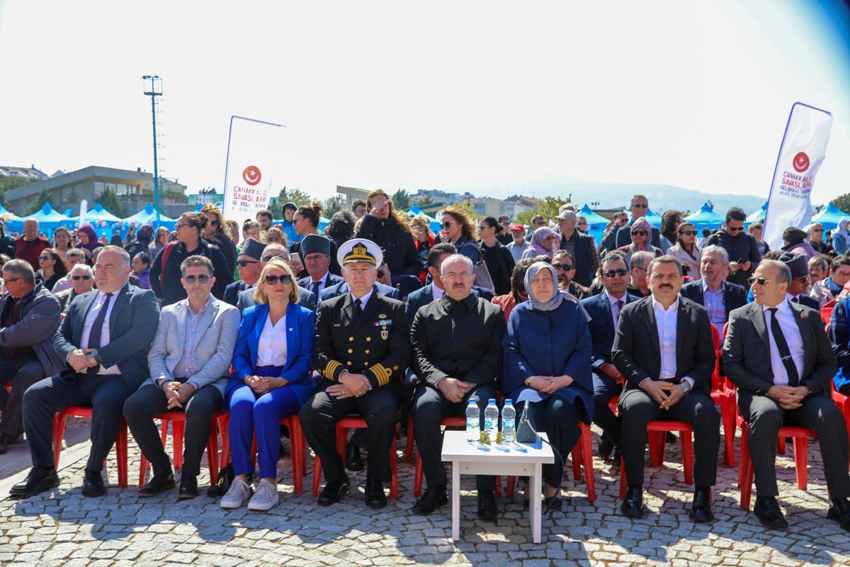 📌 #Çanakkale'de 23 Nisan Ulusal Egemenlik ve Çocuk Bayramı Coşkusu 

23 Nisan Ulusal Egemenlik ve Çocuk Bayramı’nın 105. yıl dönümü kutlama programı Anadolu Hamidiye Tabyalarında gerçekleştirilen kortej yürüyüşüyle başladı.

 Öğrenciler tarafından hazırlanan halk oyunları