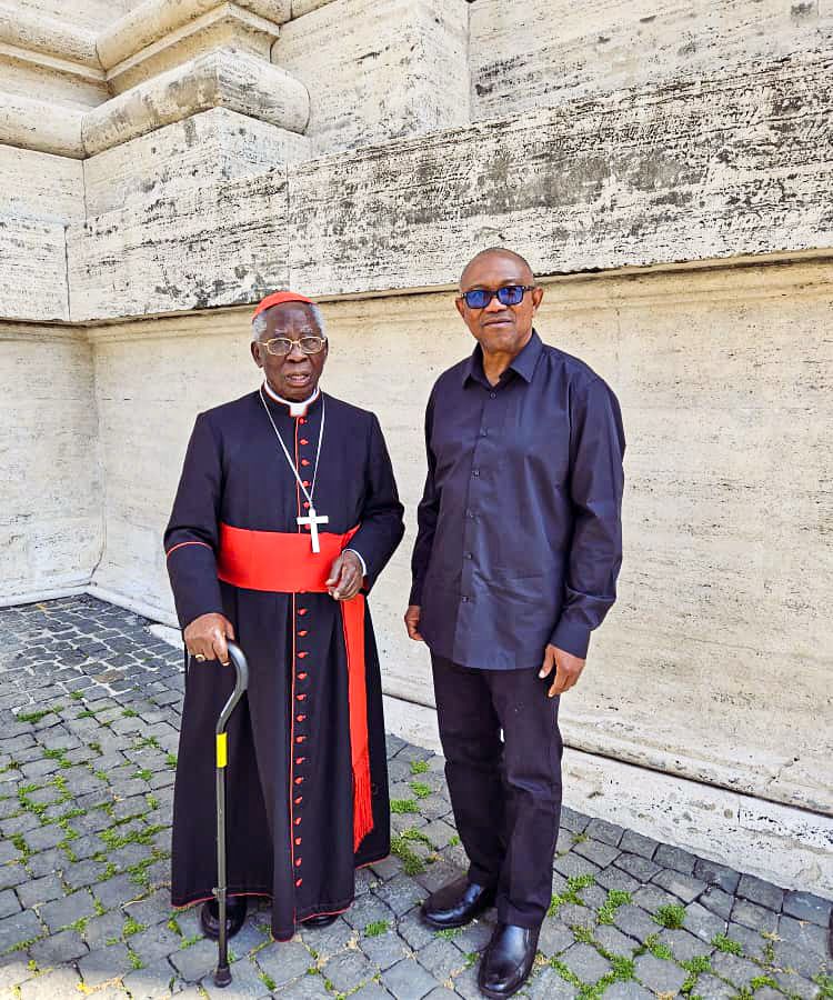 Legacy of Light: What Pope Francis Taught the World

Today, I joined Francis Cardinal Arinze, global dignitaries, and thousands of mourners at St. Peter’s Basilica, Rome, to pay my final respects to His Holiness, Pope Francis, who passed away on April 21. The solemn