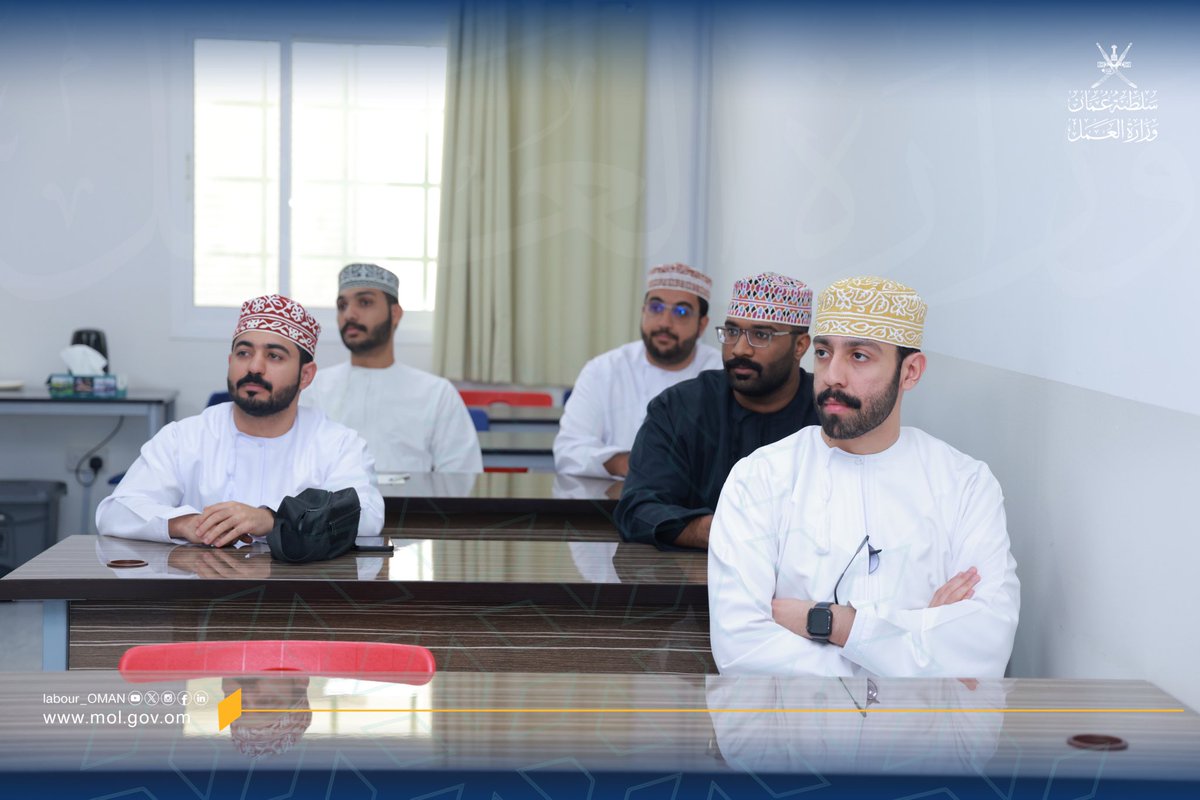 تواصل #وزارة_العمل تنفيذ برنامج #إنماء الذي يهدف إلى تنمية المهارات الشخصية والوظيفية من خلال مسار التدريب المقرون بالتشغيل و استهدف البرنامج متدربي معهد الشرق الاوسط بتخصص العمليات المالية والتسويقية.