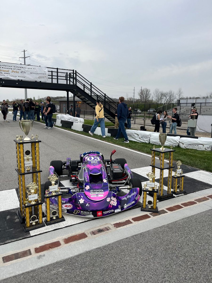 REDimondAssoc's tweet photo. R.E. Dimond was proud to sponsor 3 Purdue EV Kart teams at this year’s Grand Prix. Lady Elizabeth, the first all-female team, took 1st place, and Mitch Mobile finished 3rd.

Great work by students from the Dauch Center and Daniels School of Business.
🎥 https://t.co/FYc6YN8aUn https://t.co/3uKvnAWxYX