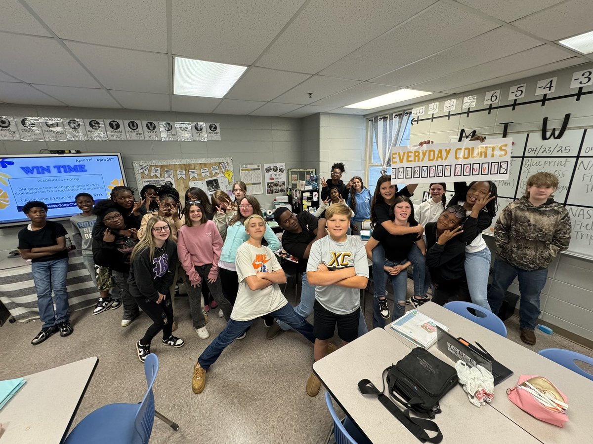 Mrs. Wood tweet media