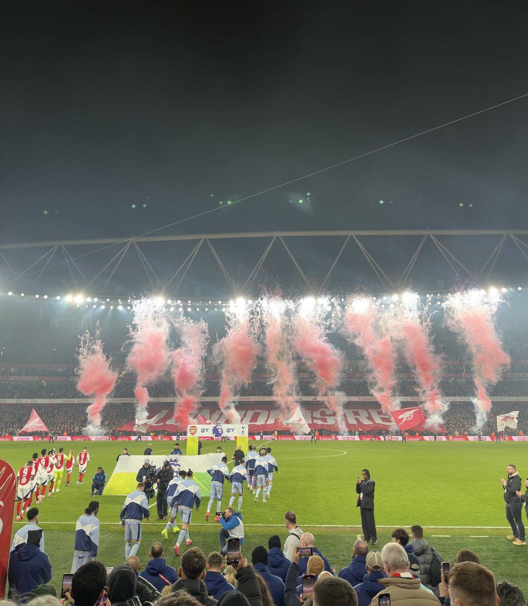 Jordo_afc_'s tweet photo. Block 32 single available for tonight great seat - will take 30£ for it https://t.co/3Vakjw6QD2