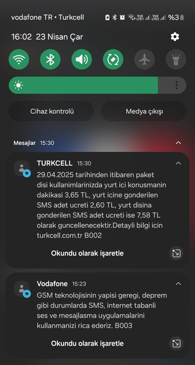 Deprem olmuş sevdiklerimize ulasmamisiz. Korku kaygı üst seviyede ödediğimiz onca yüksek fatura yetmiyor deprem saati zam mesajı atmaya hiç mi utanmadın turkcell GSM şirketi dünyanın en kansız  gsm şirketi. Asıl sizi boykot etmek lazım #deprem #istanbul #GSM