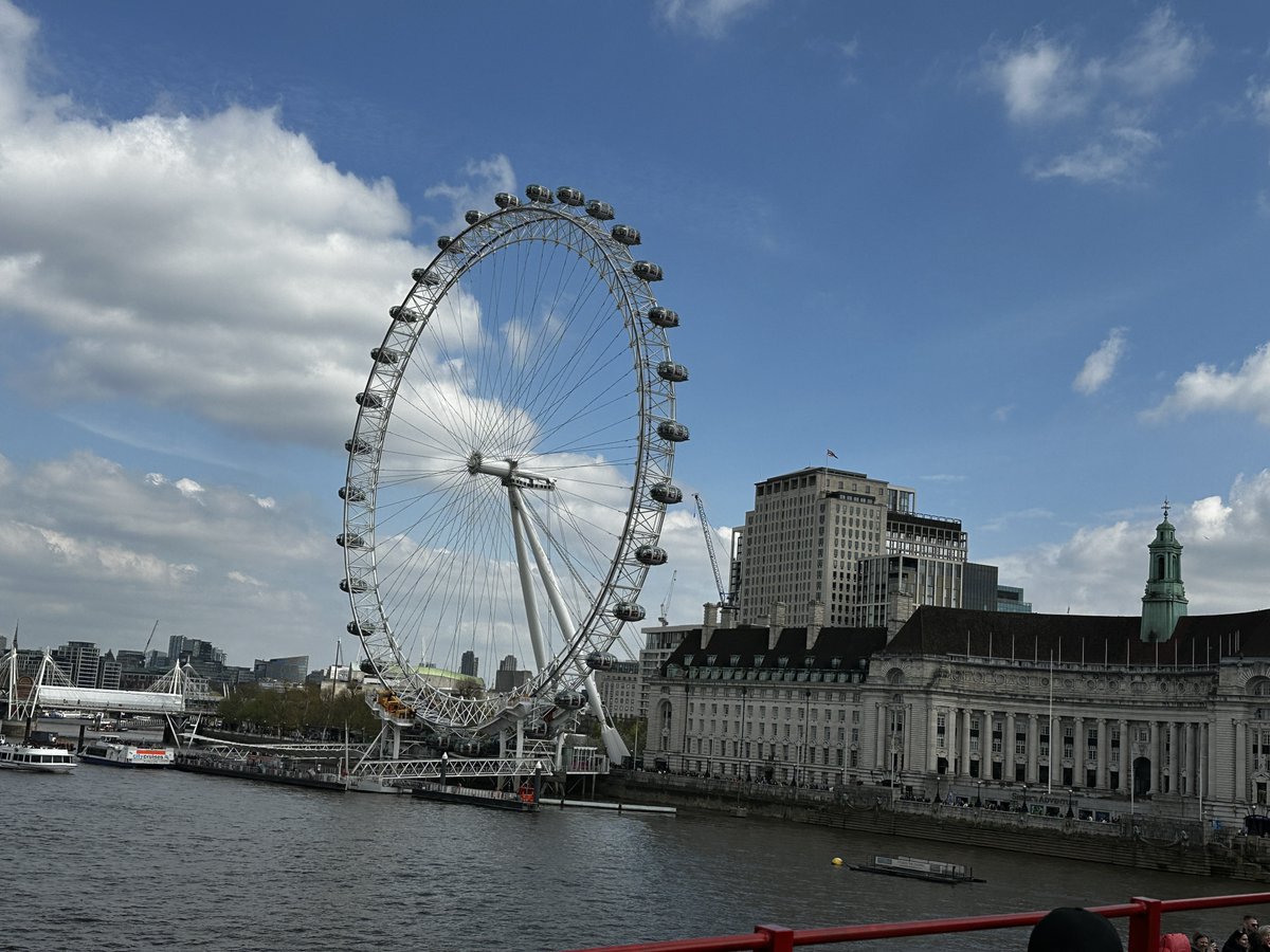 Simon_Azzam's tweet photo. Rückblick auf unseren Städte Trip nach London. Alle Fotos hier: https://t.co/ApzzVie57r. #London  #citytrip #uk https://t.co/07cUXO2ITg