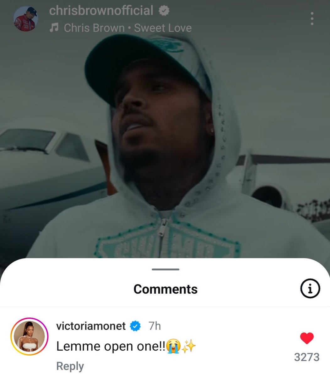 hwloiza's tweet photo. Victoria Monet comments she wants to be an opening act for Chris Brown’s upcoming tour 🥹. https://t.co/dvJutf7Qqq